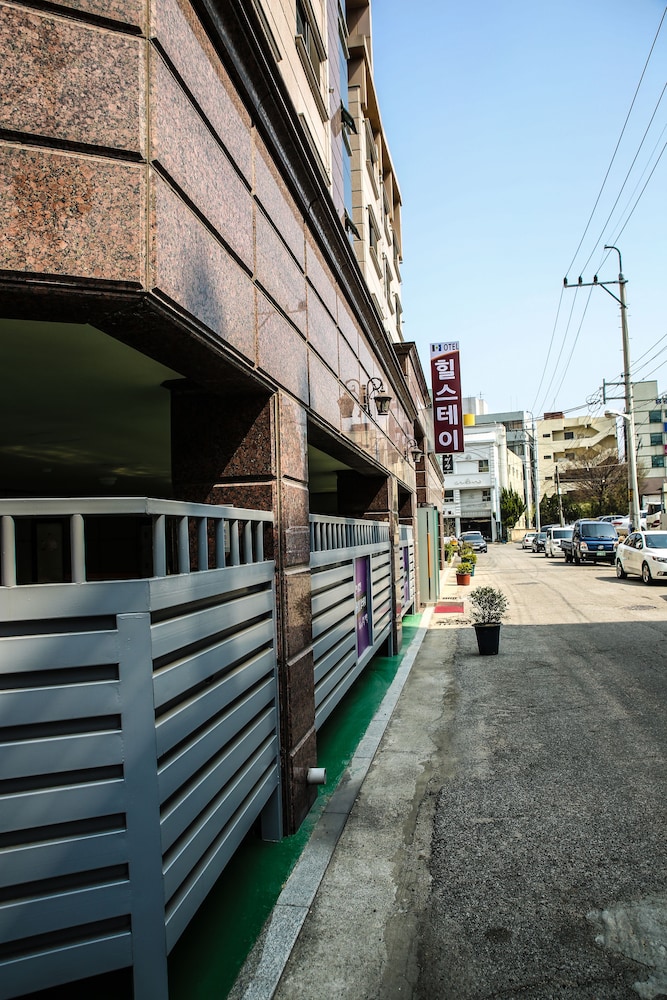 Hill Stay Hotel Residence 39/44