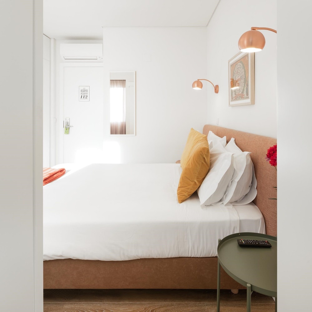 Lisbon Serviced Apartments - Chiado Emenda 22/70