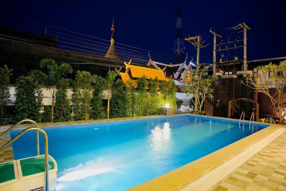 Tapae Place Hotel 25/39