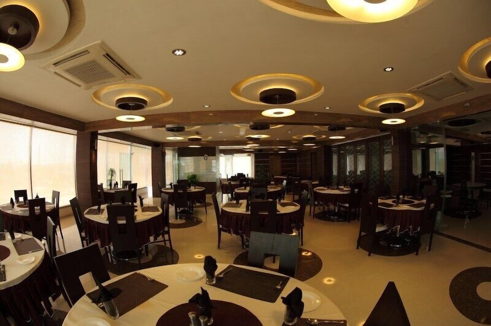 PEARL OF HEAVEN THE HOTEL 27/40