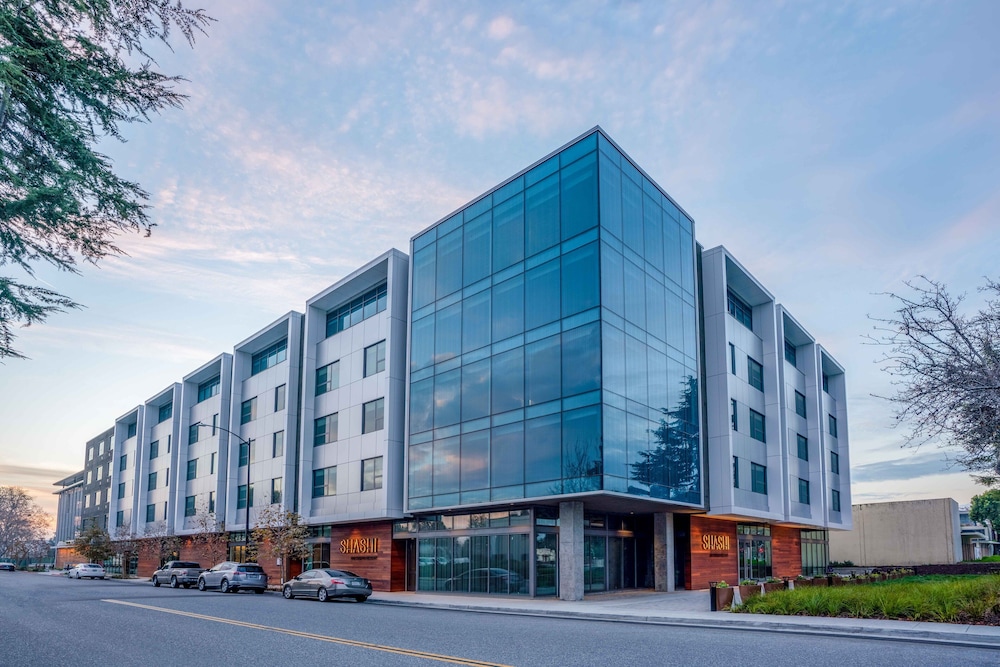 Shashi Hotel Mountain View, an Urban Resort 3/50