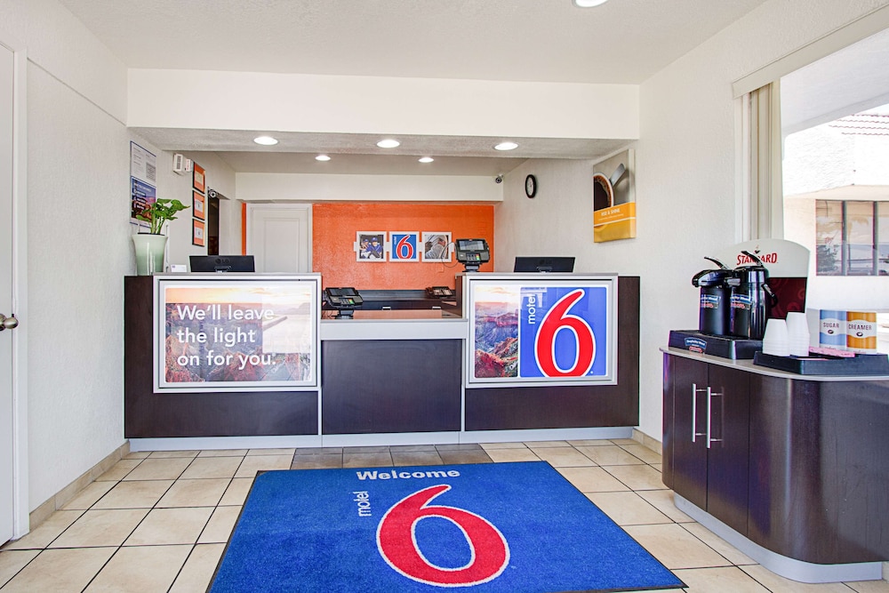 Motel6 Tempe, AZ - Scottsdale South 16/46