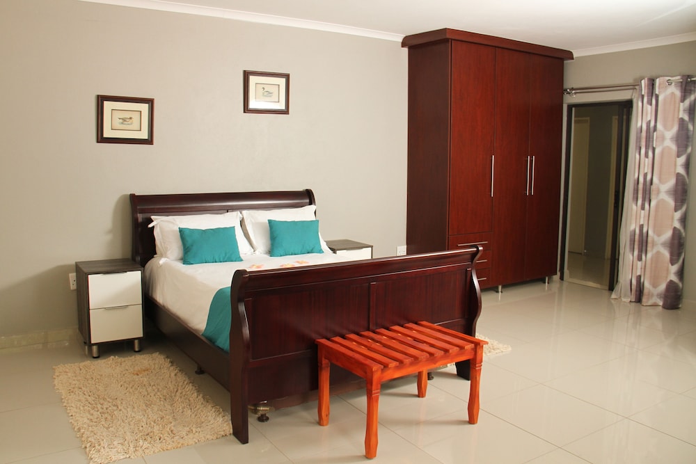 Tinyiko Kruger Lodge 24/50
