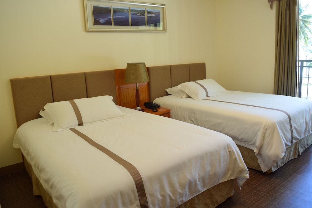 Saipan Beach Hotel 22/66
