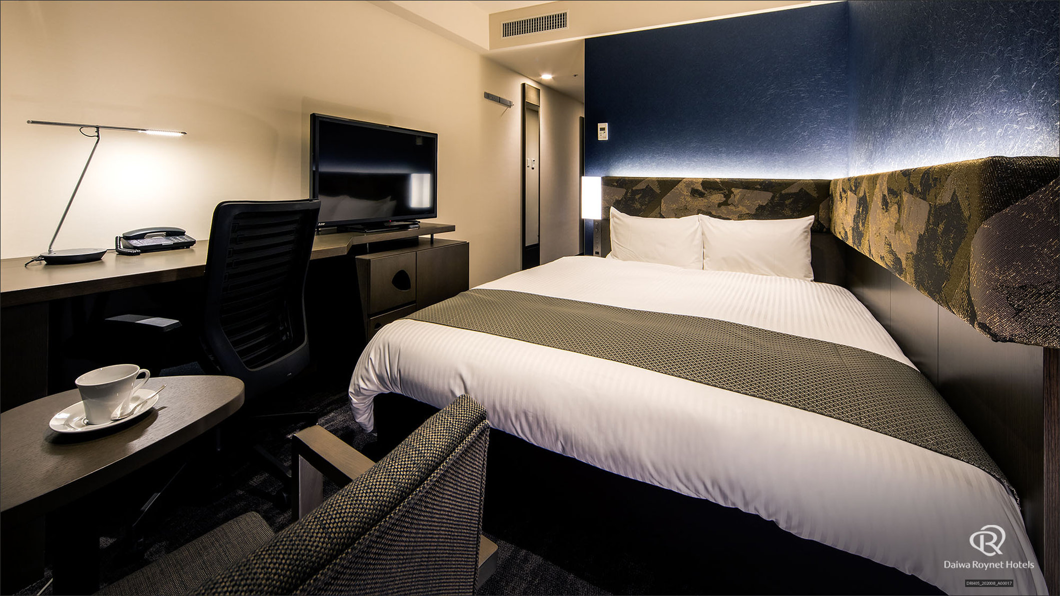 SUPERIOR, DOUBLE BED