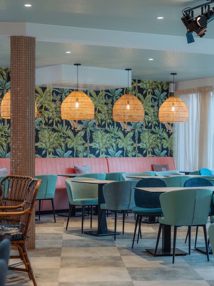 Hollywood Hotel Cannes 31/41