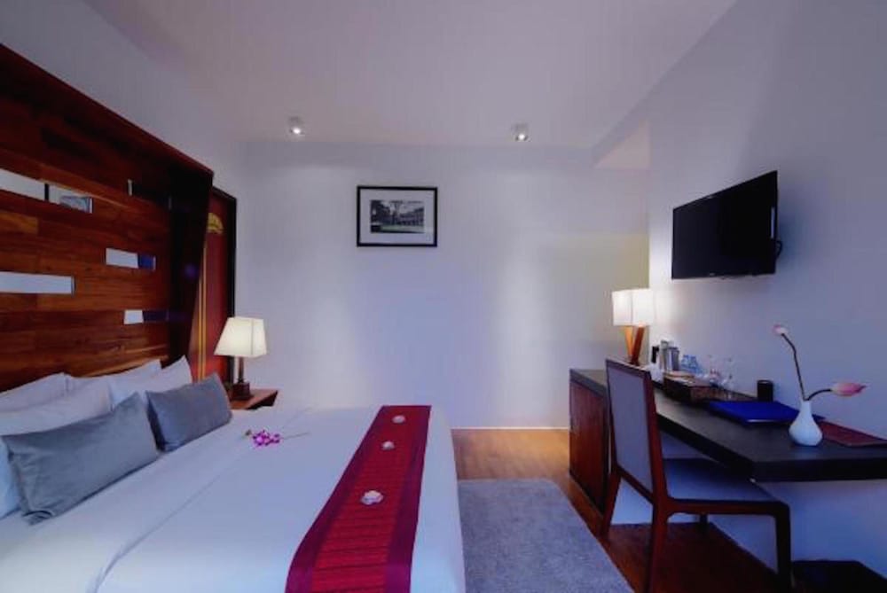 King Rock Boutique Hotel 78/97