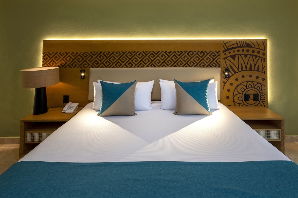 Viva Azteca by Wyndham A Trademark All Inclusive Resort 35/84