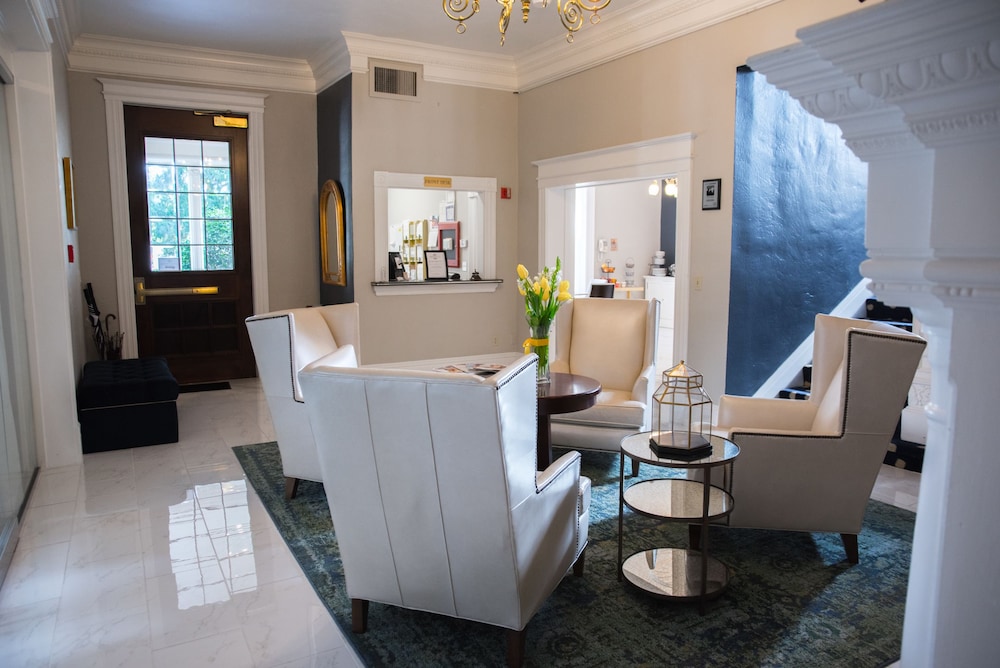 The Sterling Hotel 37/56