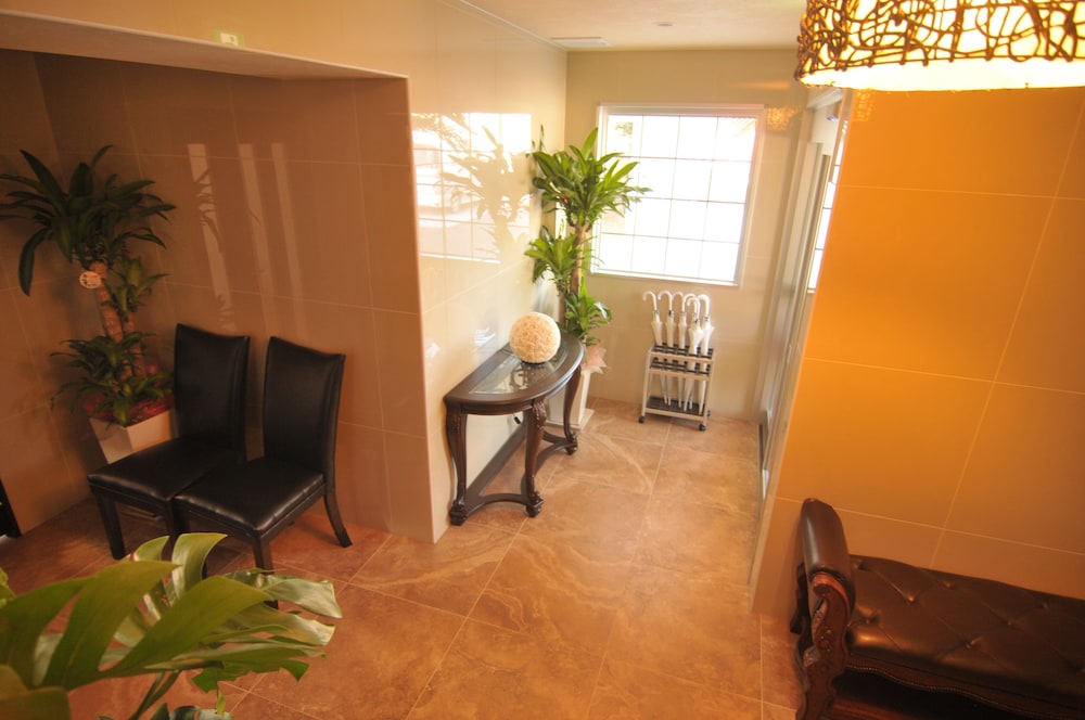 Wisteria Condominium Resort 9/50