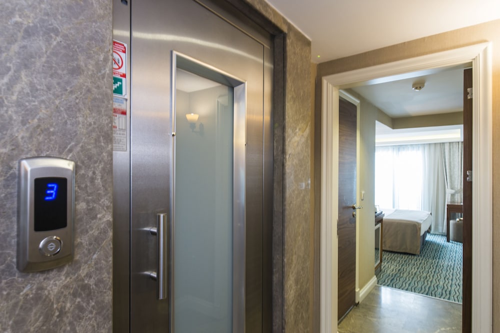 Aston Hotel Taksim (ex Aston Residence Hotel) 43/70
