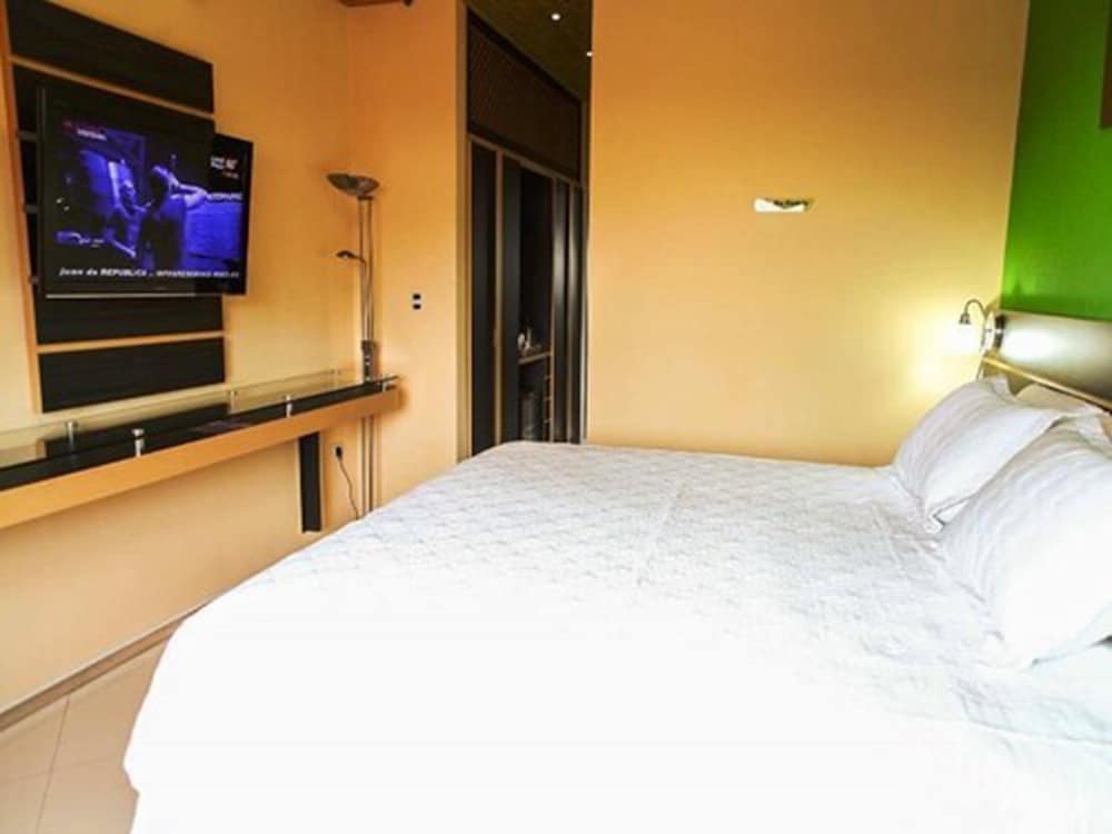 MARAMBAIA HOTEL 16/66