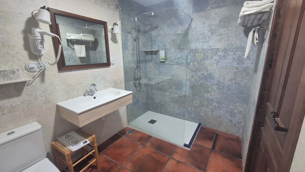 Hotel Las Cancelas 55/57