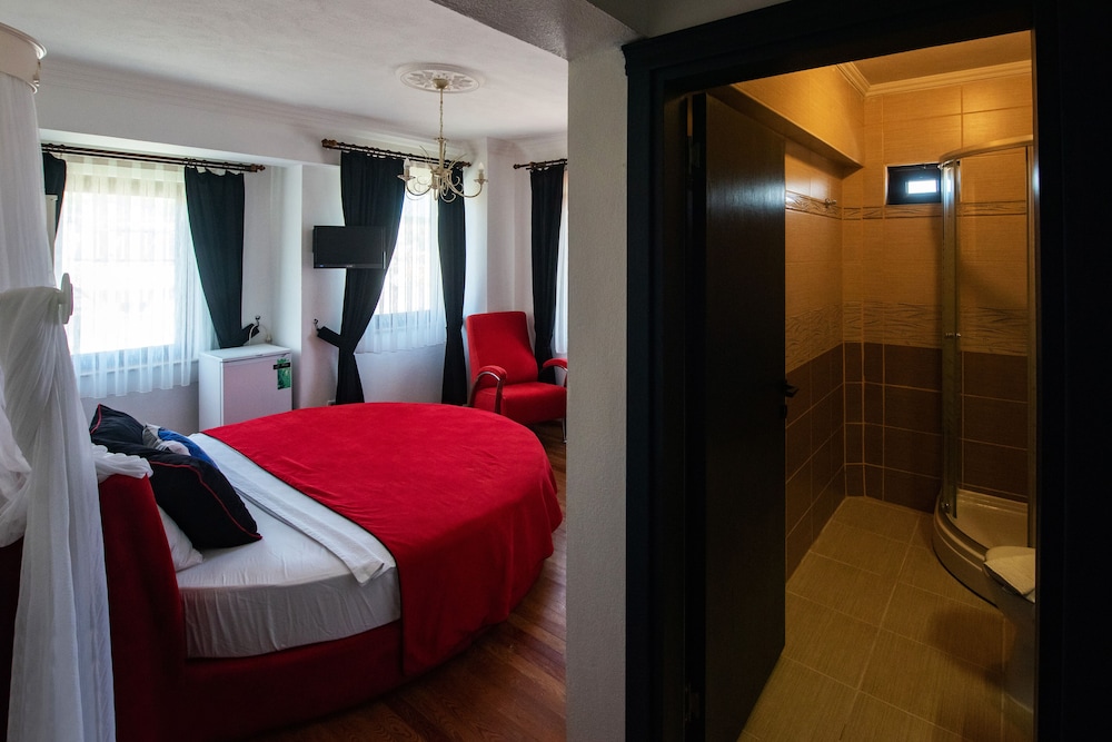 Ebruli Hotel 20/33