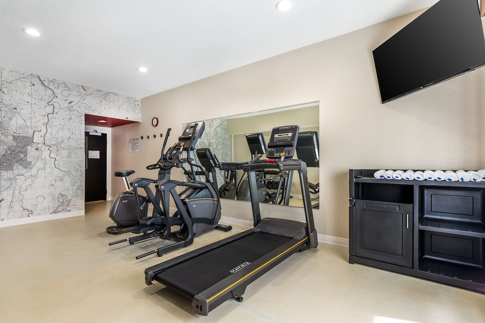 Best Western Prime Inn & Suites 11/29
