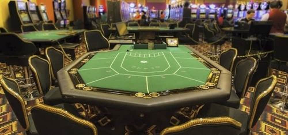 CARNAVAL HOTEL CASINO 40/52