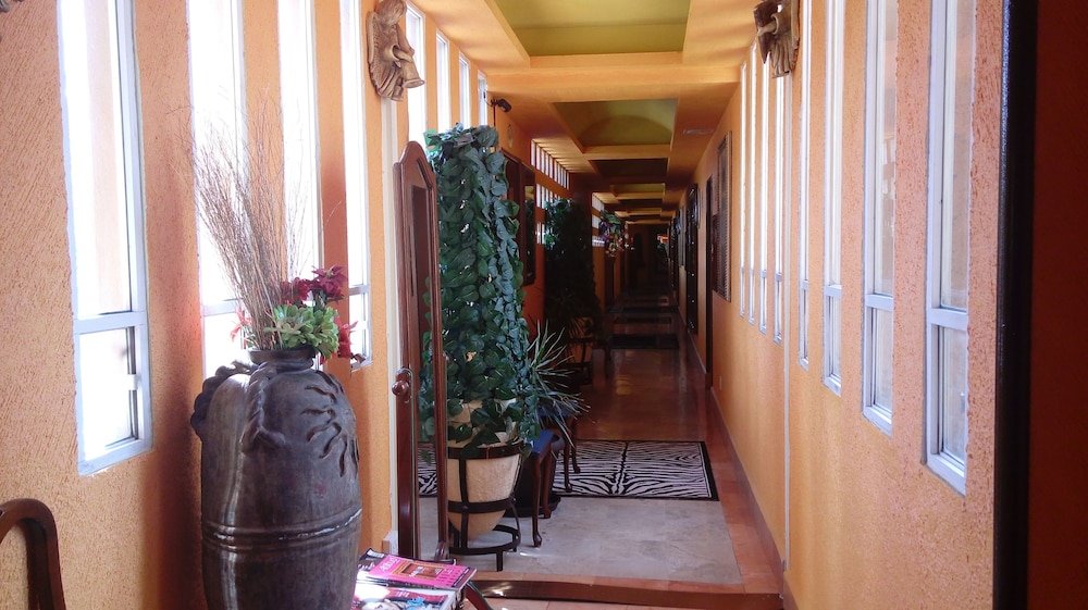 Hotel Villas and Suites Real Azteca 6/41