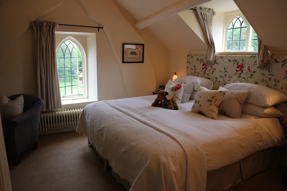 The Manor House 25/66