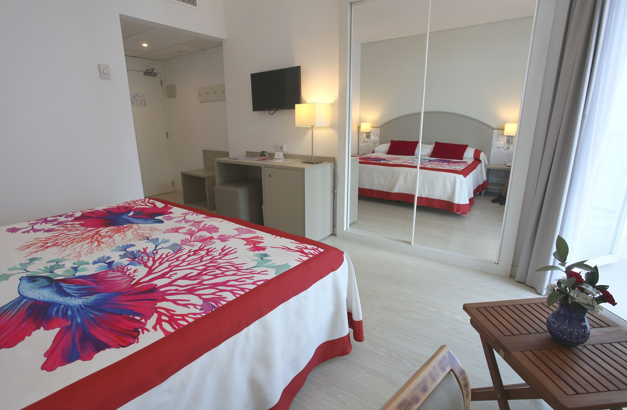 ROOM, SINGLE, DOUBLE BED, TERRACE