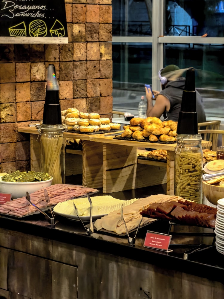 Hotel Ibis Santiago Providencia 4/50