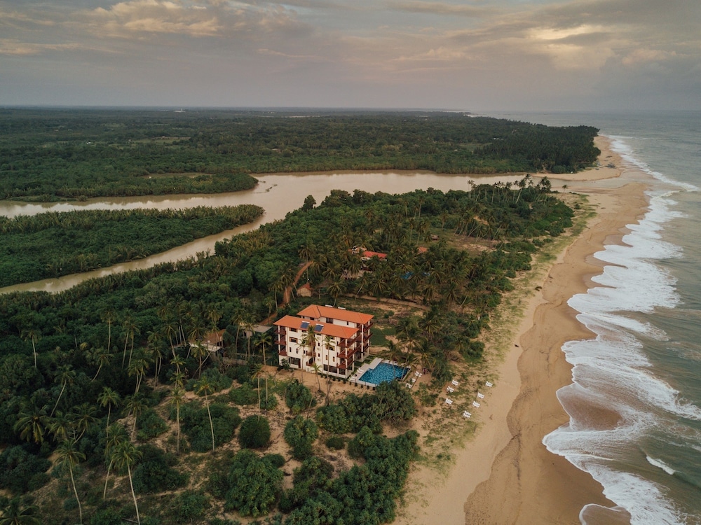 Ananya Beach Resort 13/62