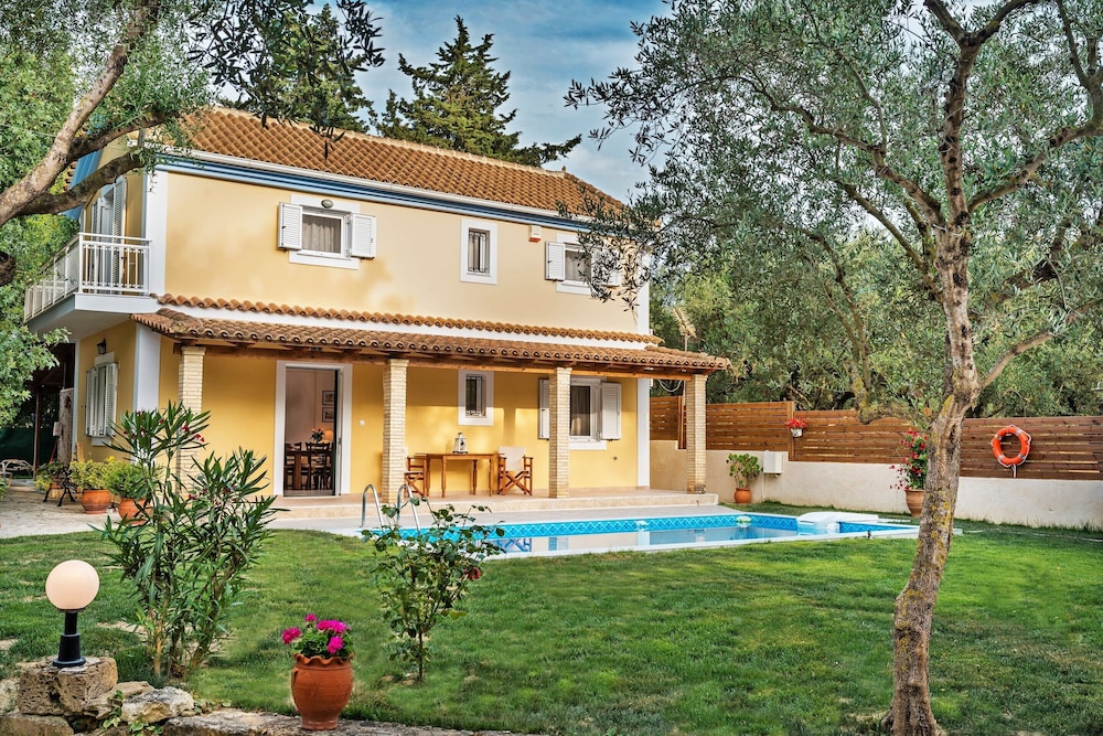Villa Kardaris 54/57