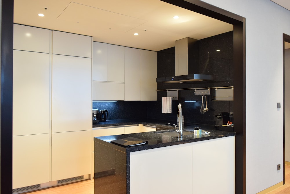 Grand Mercure Ambassasdor Hotel and Residences Seoul Yongsan 61/71