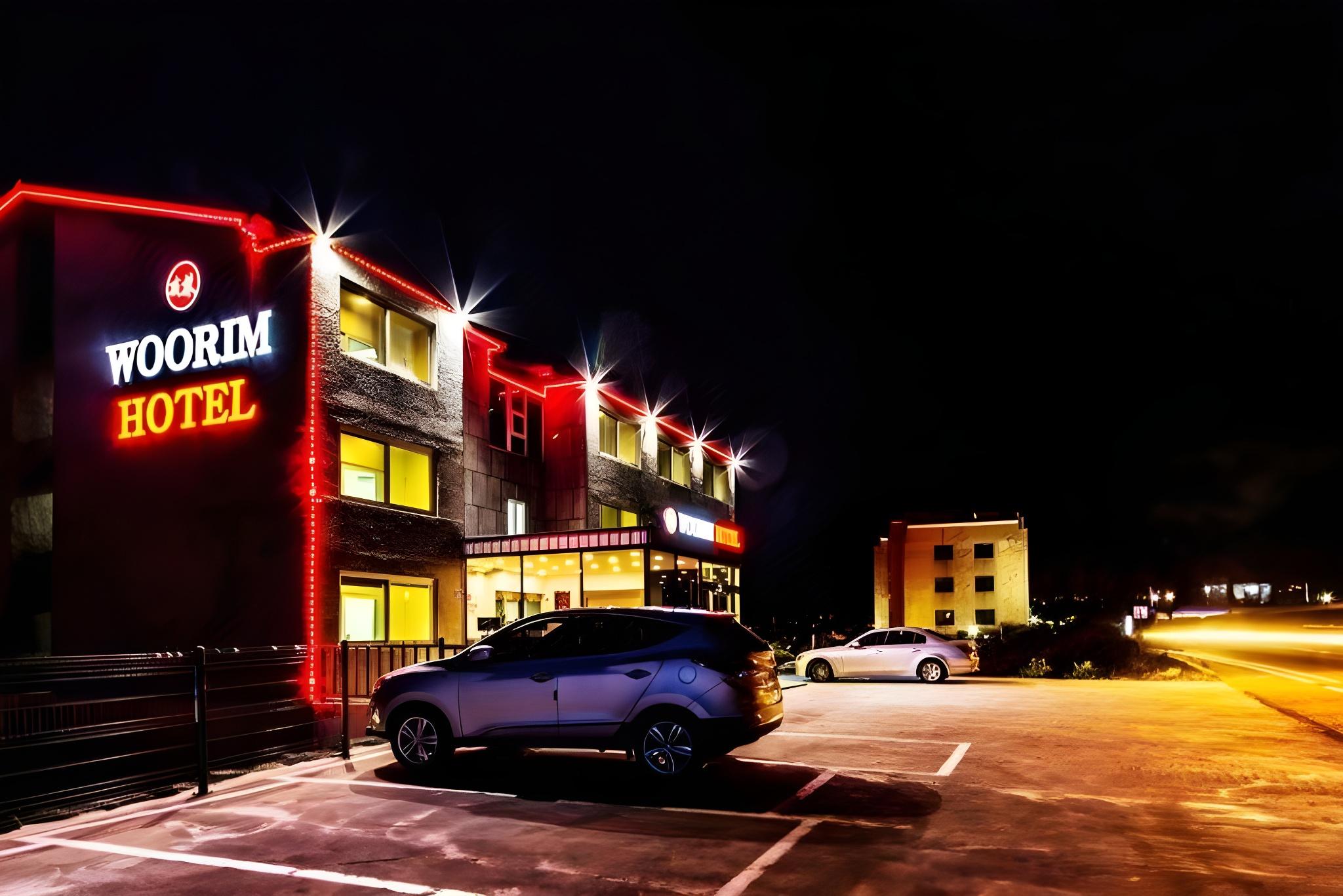Woorim Hotel 41/47