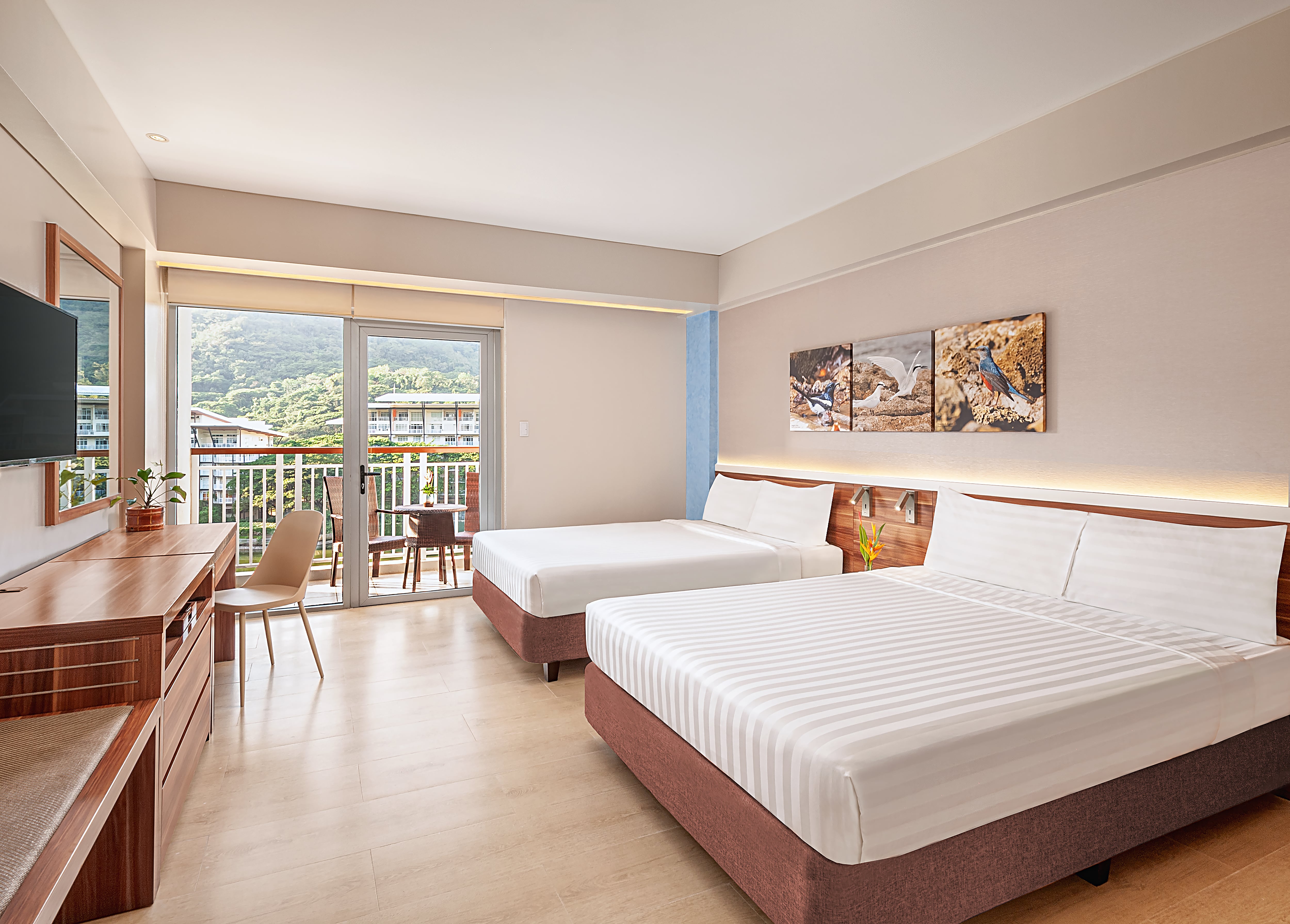 Deluxe Lagoon View