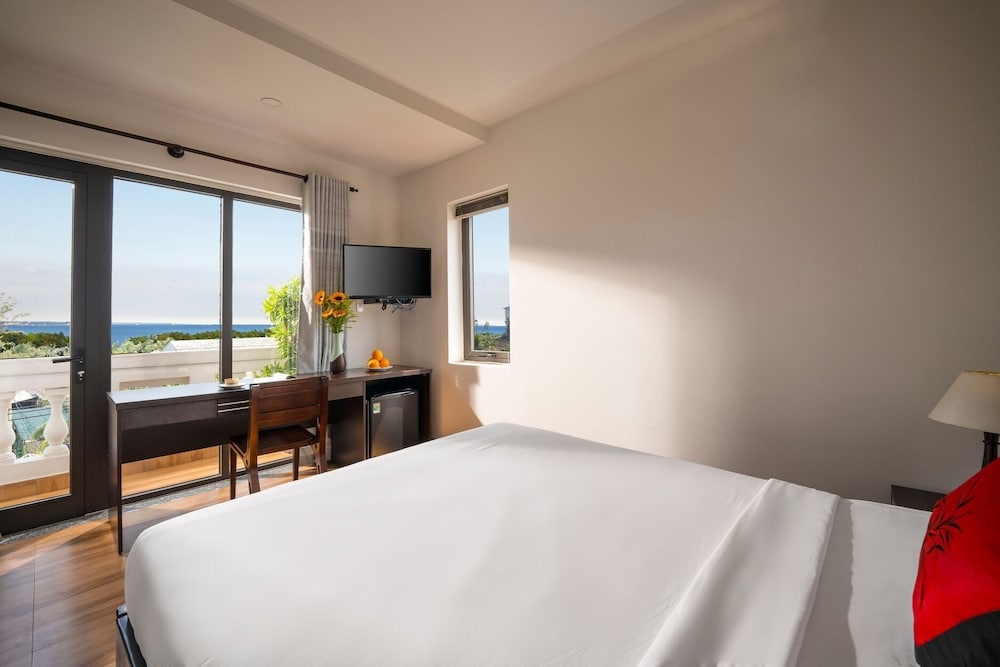 Viet Long Hoi An Beach Hotel 23/53