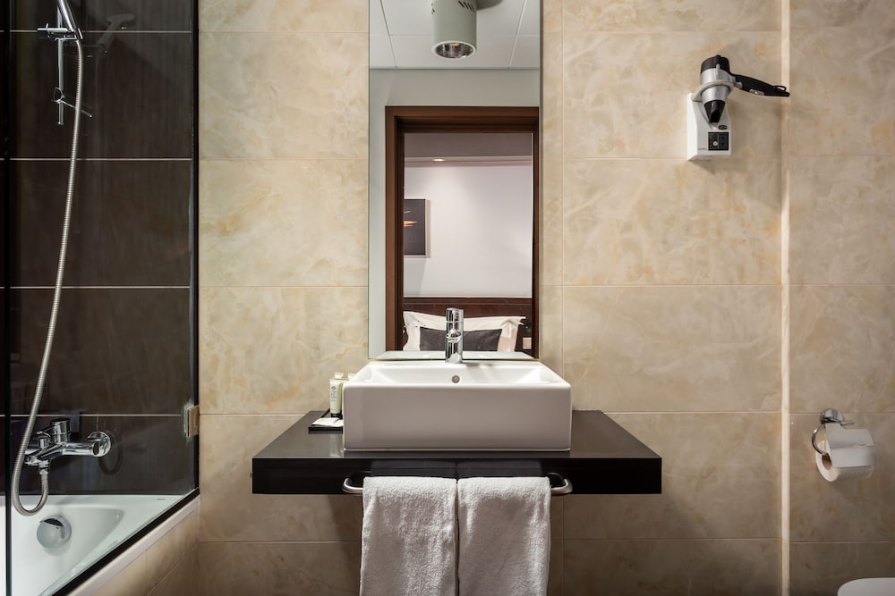 Hotel Luena 61/61