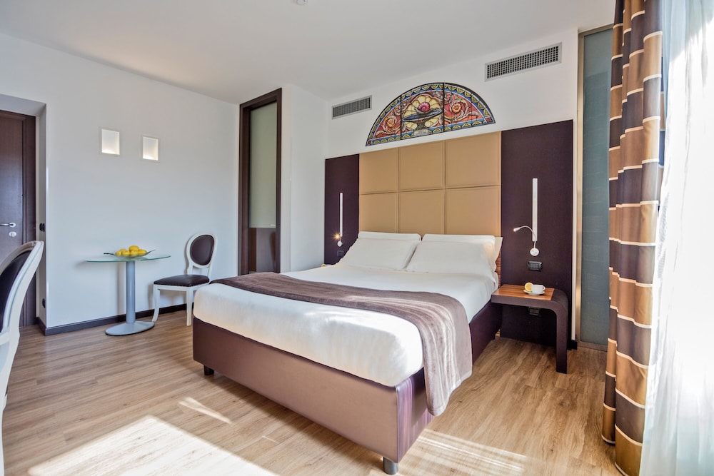 SAN GIORGIO PALACE HOTEL 23/50