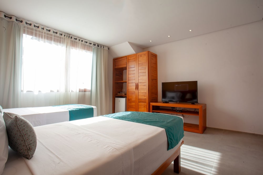 Zorah Beach Hotel 9/50