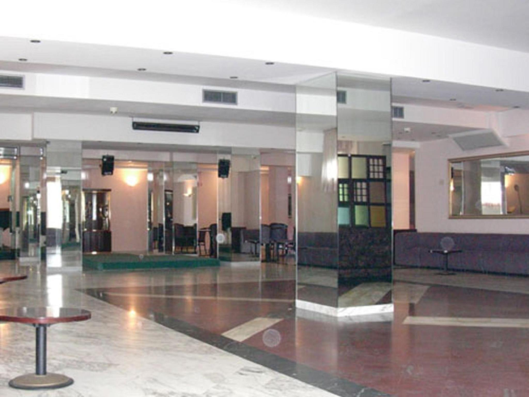 Hotel Excelsior 7/39