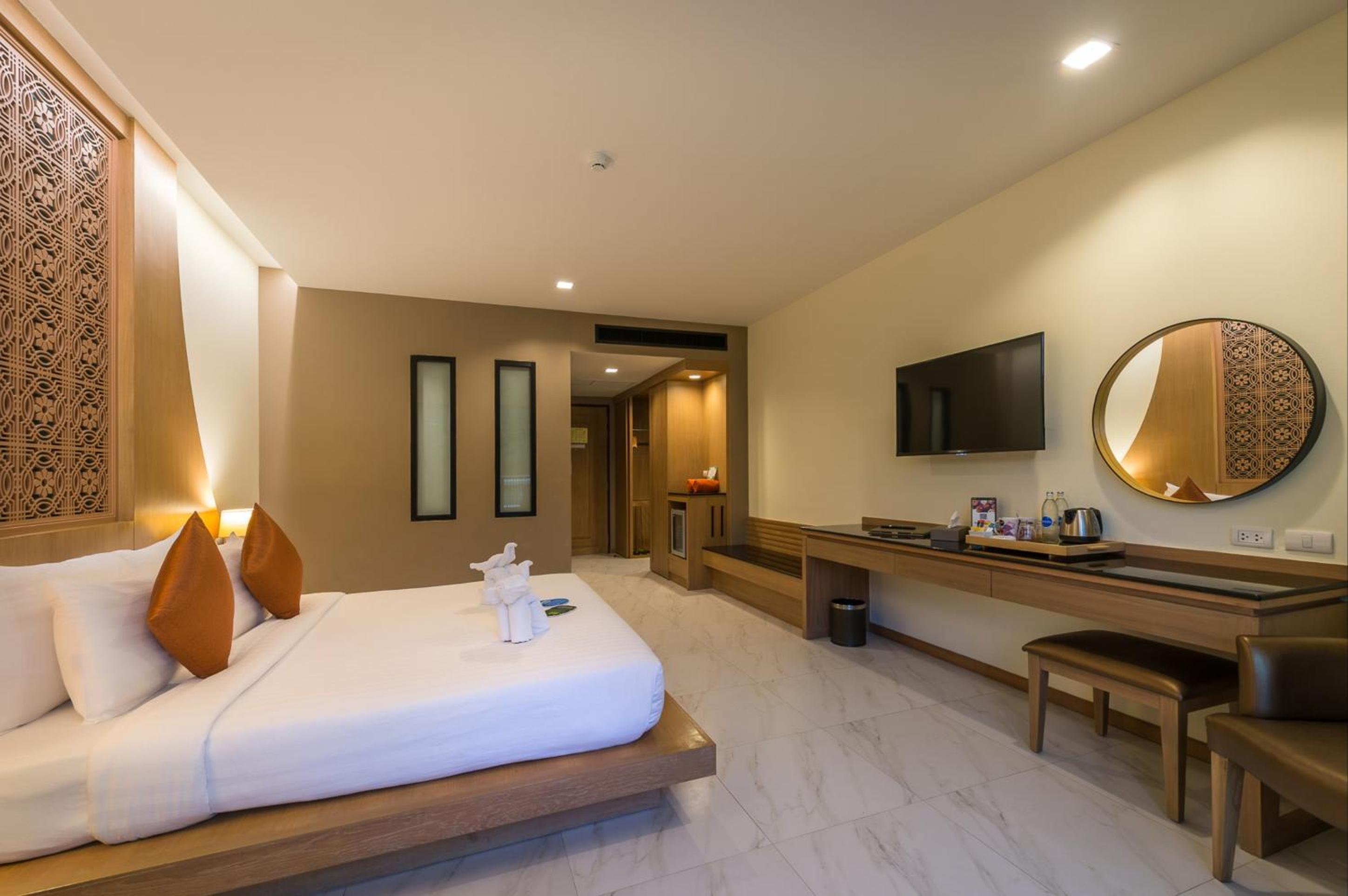 2 Bedrooms, Fantasy
