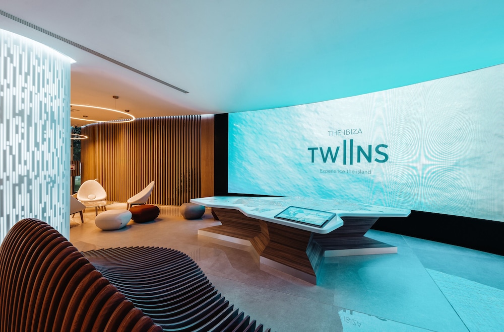 The Ibiza Twiins 25/50