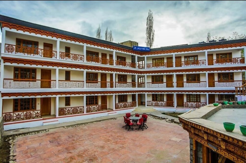 Hotel Abu Palace 16/49
