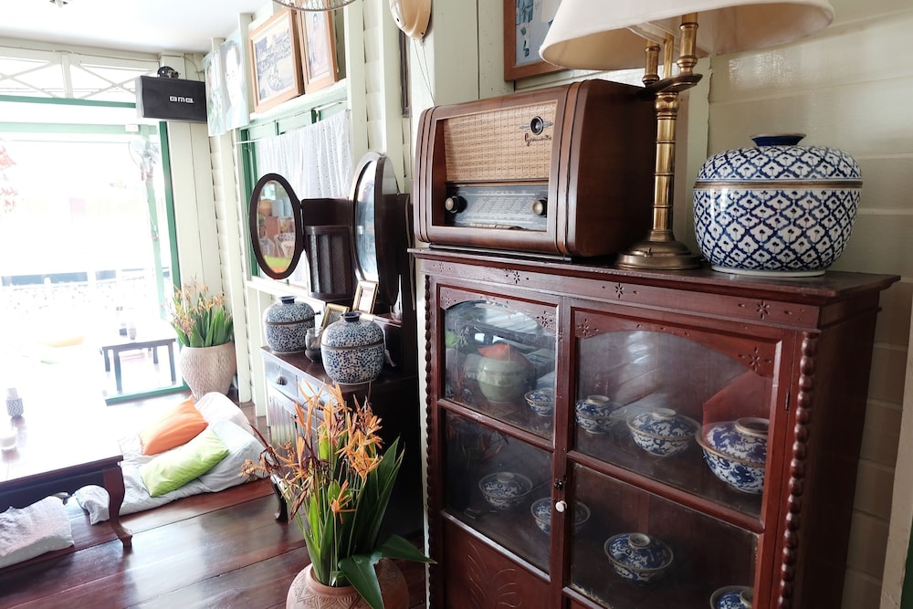 Baanrak Amphawa Homestay 8/61