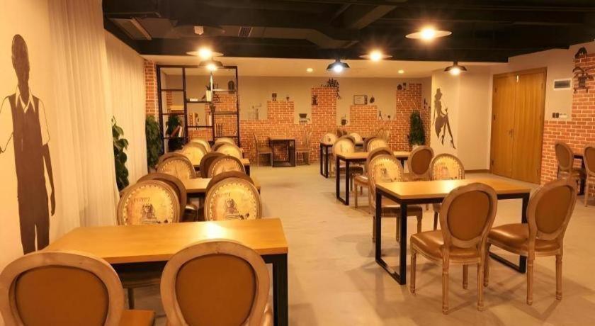 James Joyce Coffetel Chengdu (Longquan Dongfang Huada Plaza) 46/56