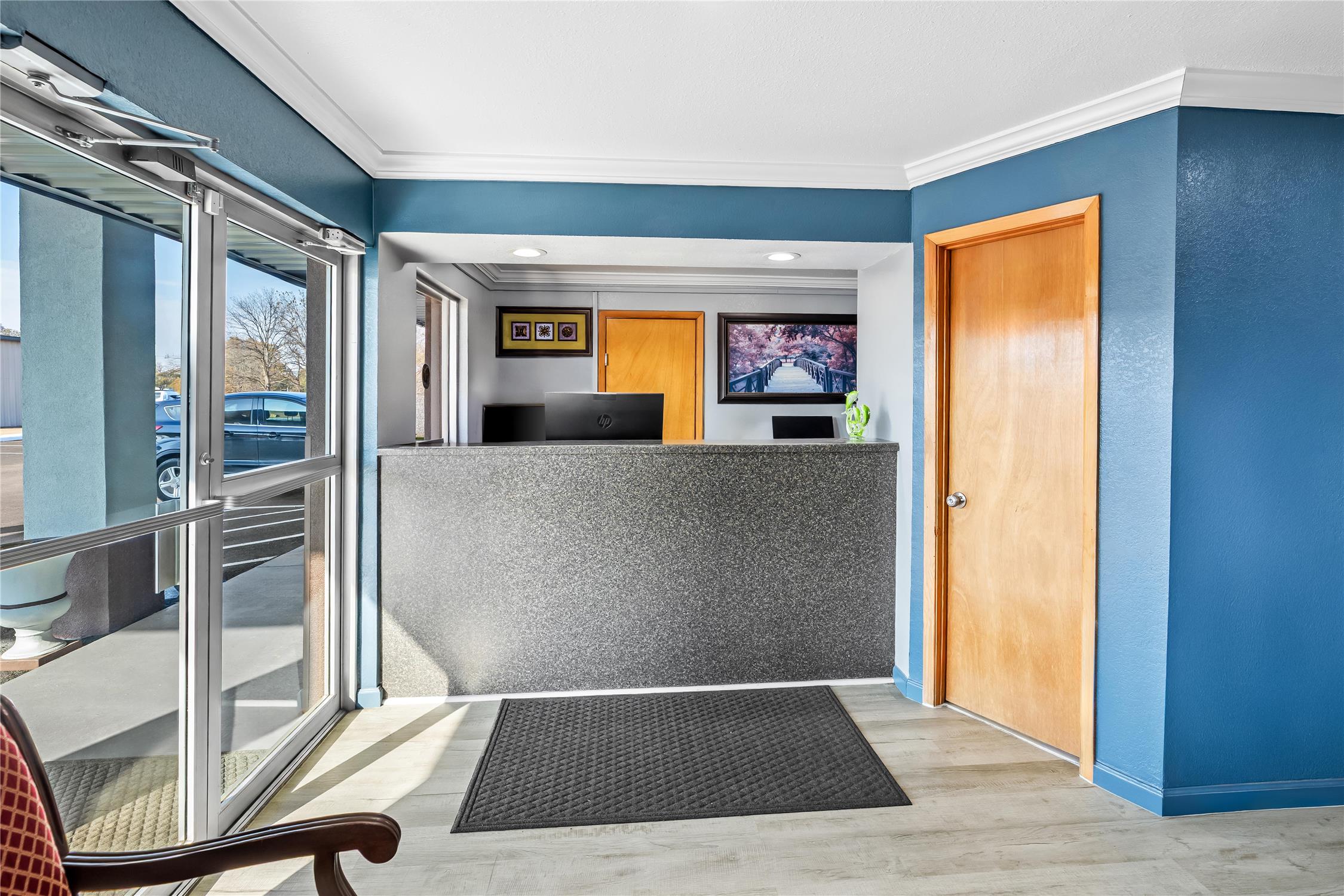 Americas Best Value Inn Indianola 7/26