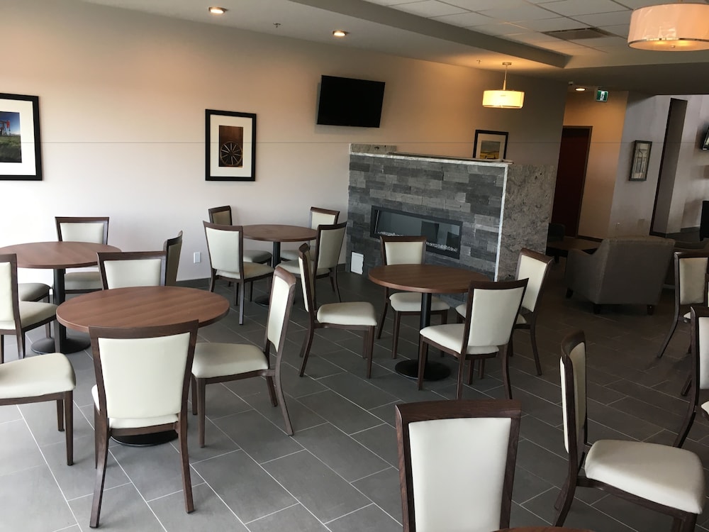 Park Inn By Radisson Edmonton Airport 46/60