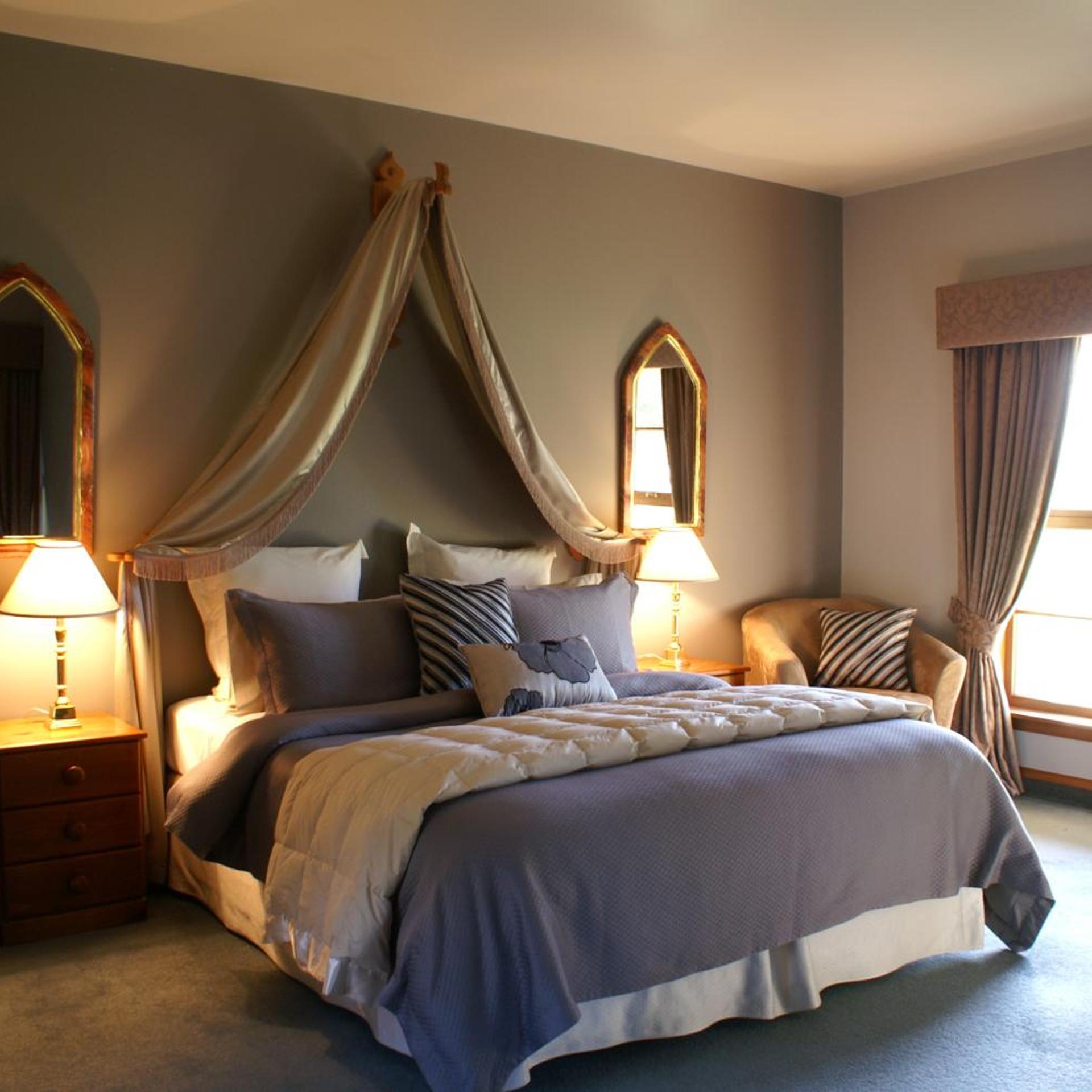 FYFFE COUNTRY LODGE 10/41