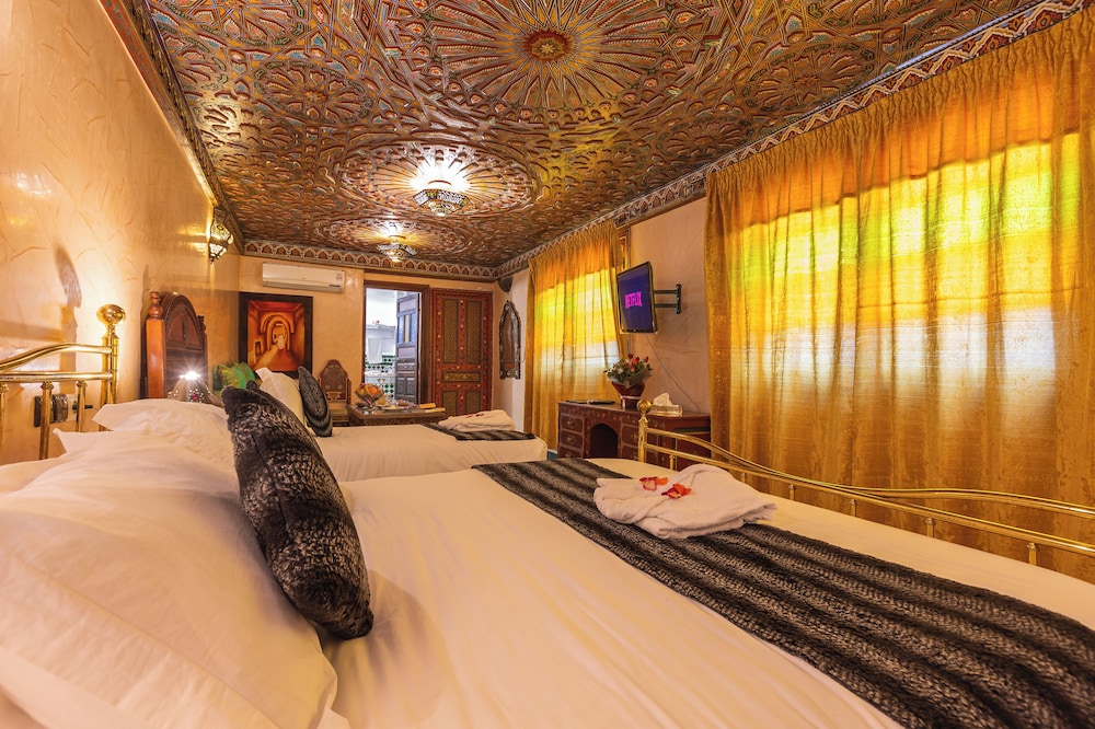 RIAD GHITA 15/50