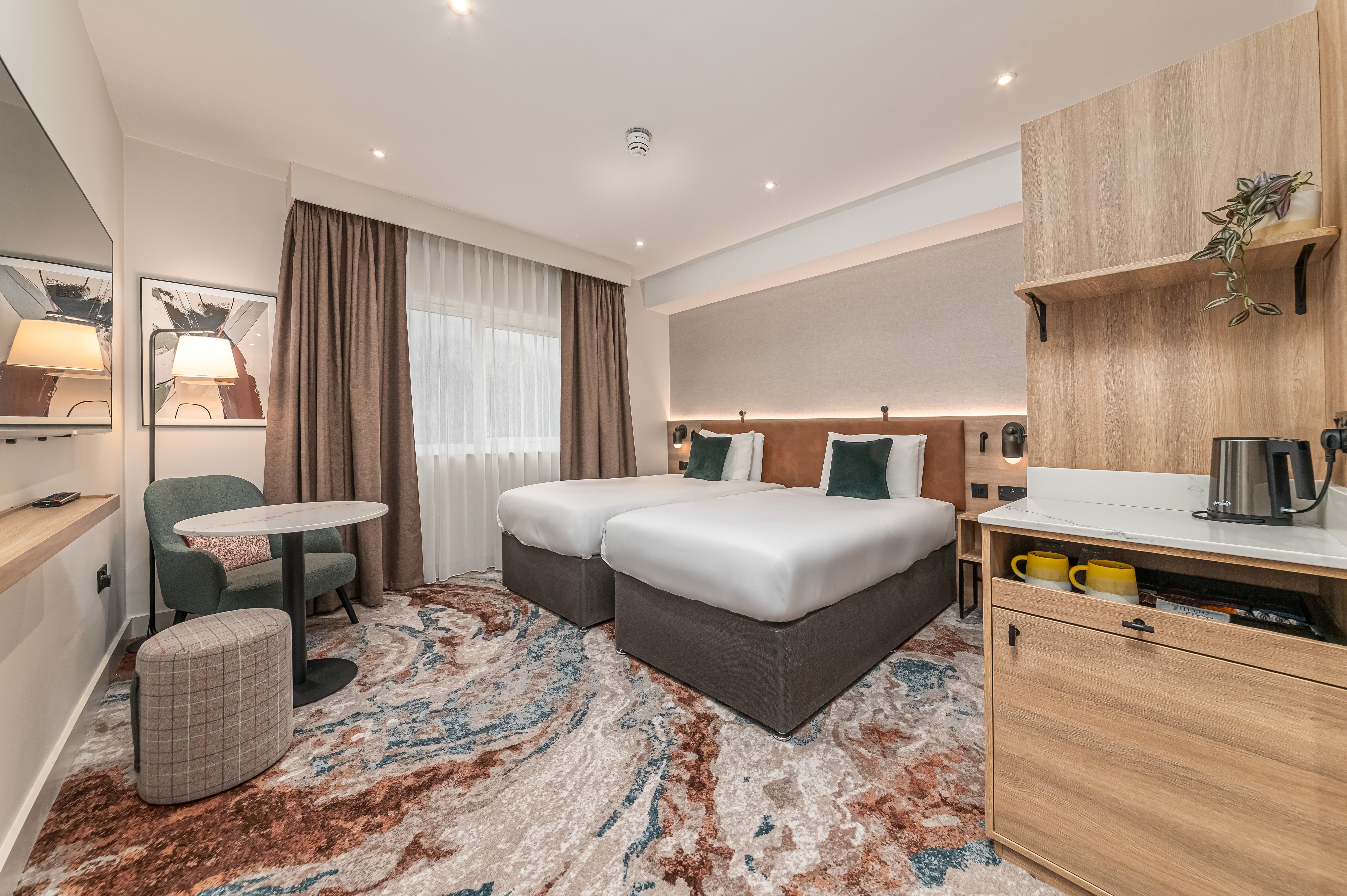 Rockingham Forest Hotel 13/50