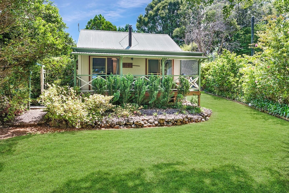 BENDLES COTTAGES AND COUNTRY VILLAS 44/49
