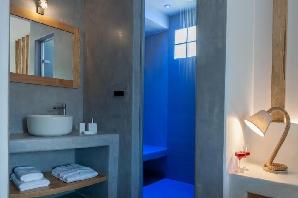 SUITE, CALDERA VIEW, PLUNGE POOL