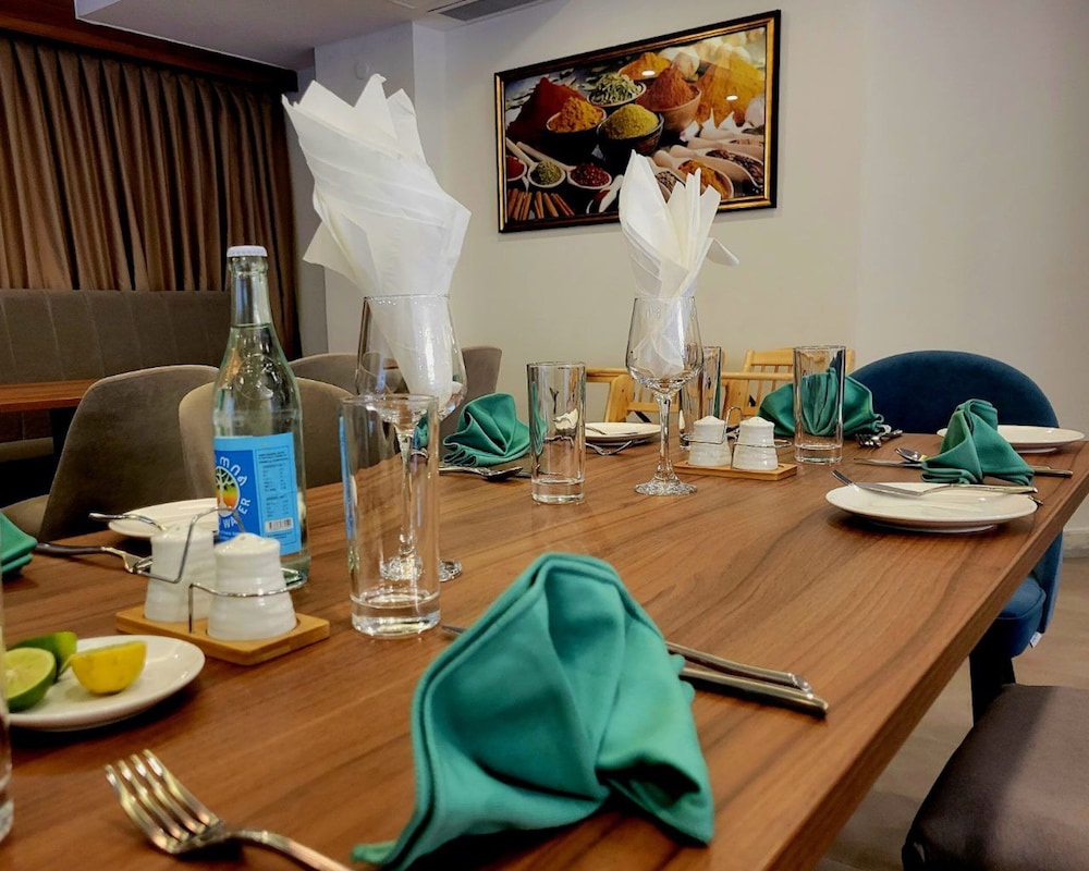 TH BonRoyal Hotel 44/56