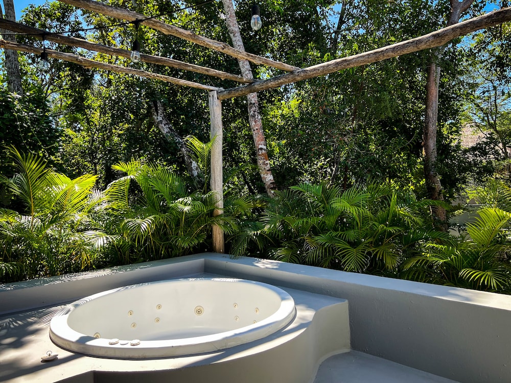Kuun Taak Tulum 26/50