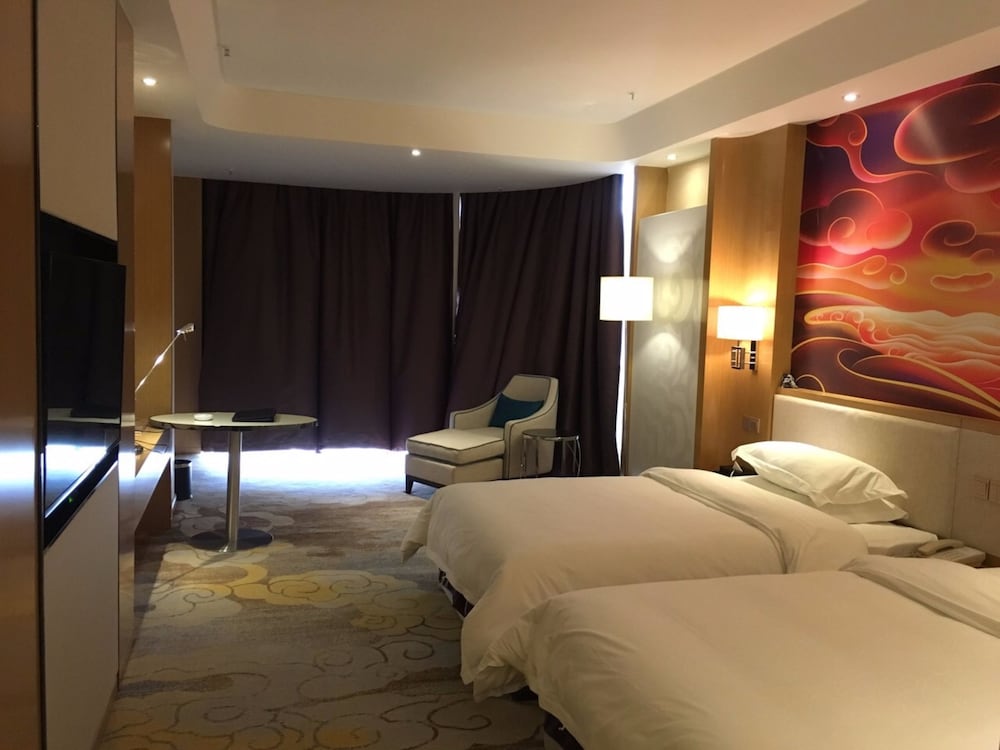Qinghai Baiyun Xiangling Hotel 6/30
