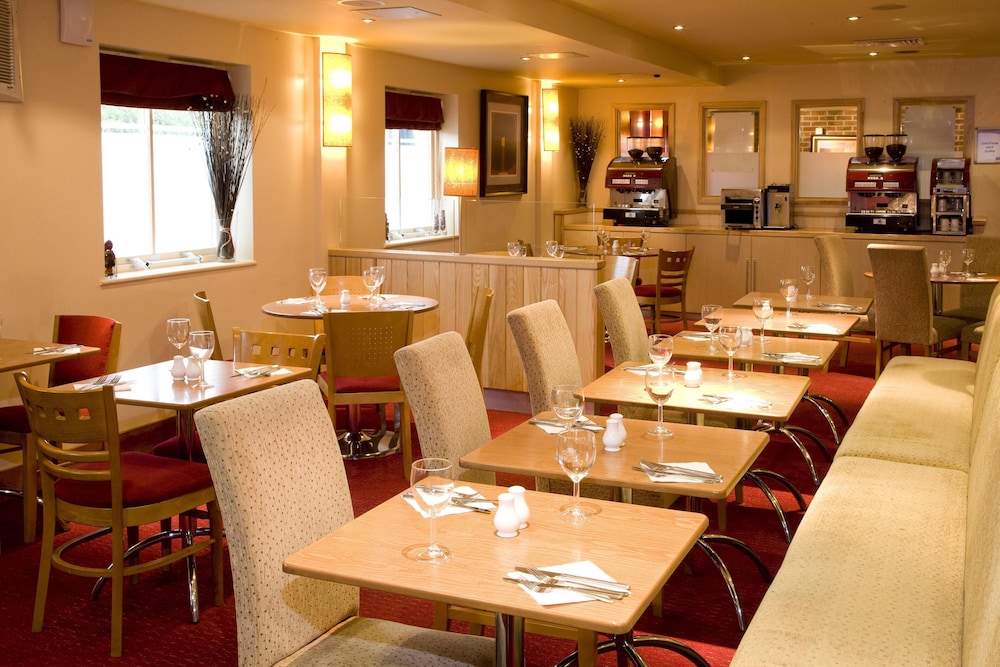 Premier Inn Heathrow Airport (M4/J4) 31/41